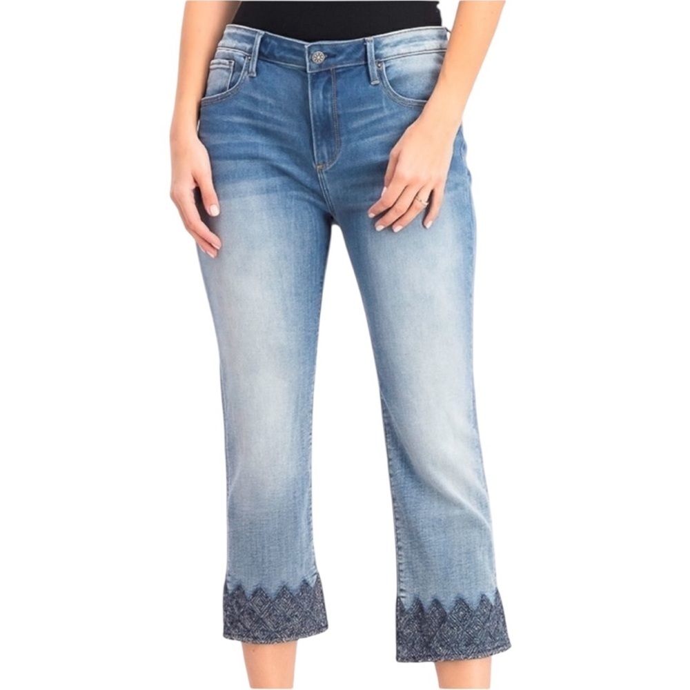 Driftwood Candace Jeans – Argyle Embroidered Hem - Size 26